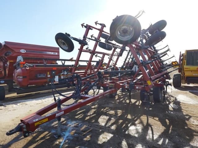 Image of Case IH Tigermate 200 equipment image 4