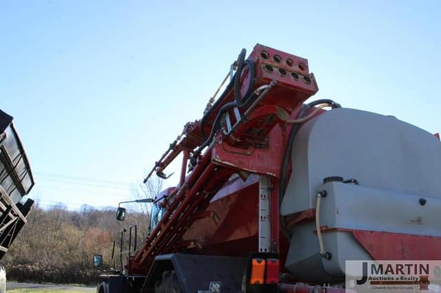 Image of Case IH Titan 4520 equipment image 4