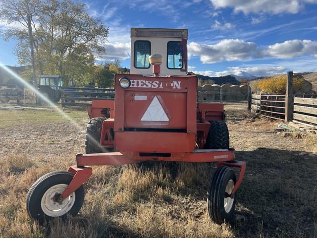 Image of Hesston 6610 equipment image 3