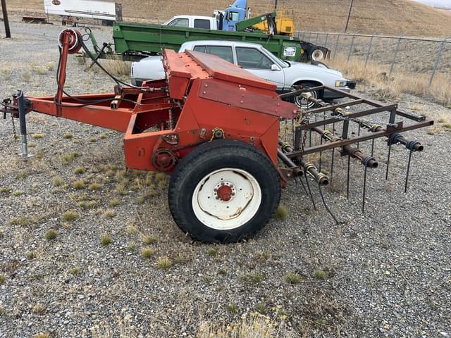 Image of International Harvester 5100 equipment image 1