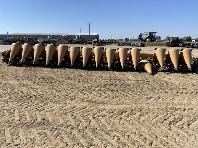 Image of CLAAS 16-30C equipment image 3