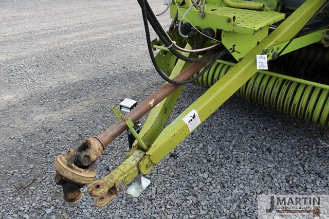 Image of CLAAS Variant 280 Roto Cut equipment image 4