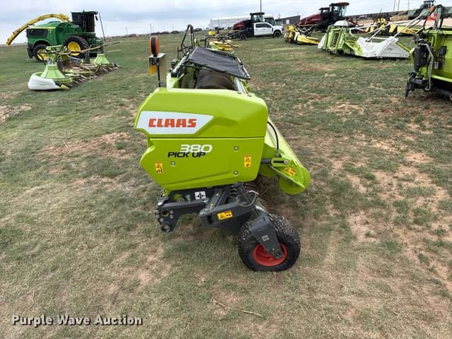 Image of CLAAS 380 equipment image 3