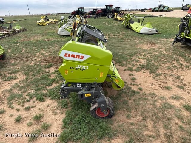 Image of CLAAS 380 equipment image 3