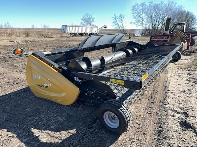 Image of CLAAS 450 equipment image 1
