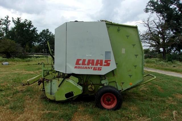 Image of CLAAS Rollant 66 equipment image 4