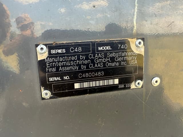 Image of CLAAS LEXION 740 equipment image 4