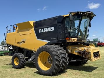 Main image CLAAS LEXION 740