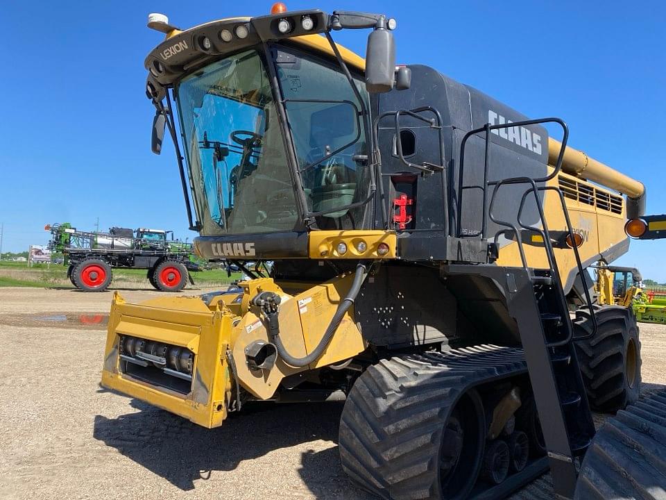 Image of CLAAS LEXION 740TT Primary image