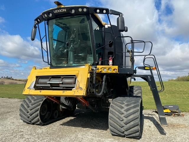 Image of CLAAS LEXION 740TT Primary image