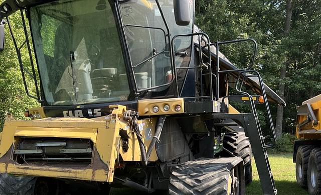 Image of CLAAS LEXION 750 equipment image 3