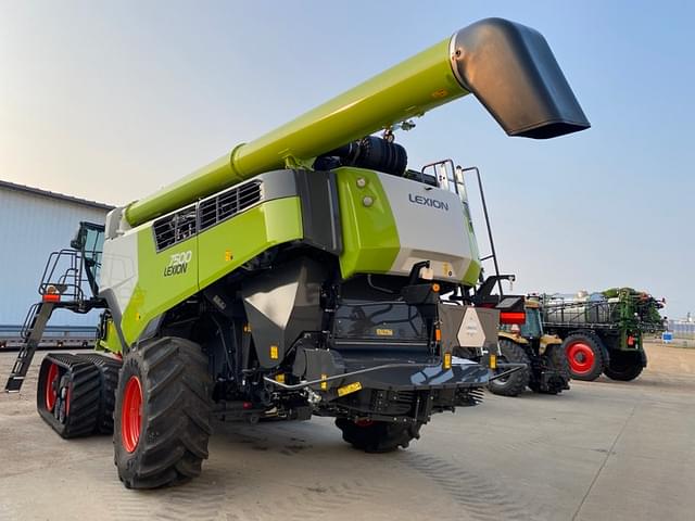 Image of CLAAS Lexion 7500TT equipment image 4