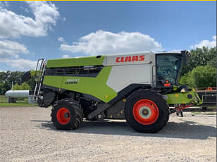 Main image CLAAS Lexion 8600 4