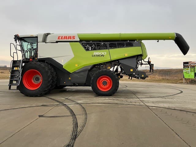 Image of CLAAS Lexion 8600 equipment image 2