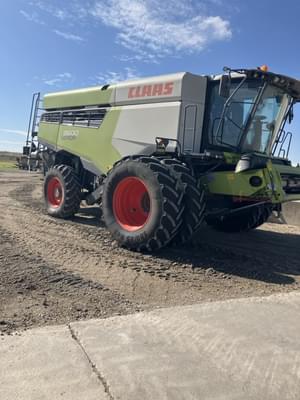 2021 CLAAS Lexion 8600 Image
