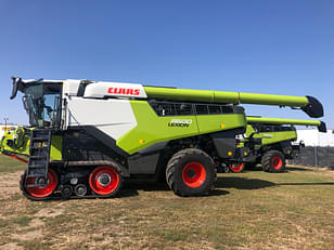 Main image CLAAS Lexion 8600TT 3