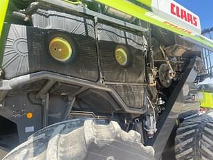 Main image CLAAS Lexion 8700TT 12