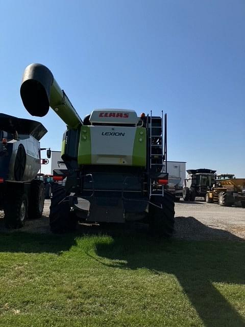 Image of CLAAS Lexion 8700TT equipment image 4