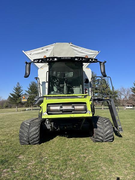 Image of CLAAS Lexion 8800TT equipment image 3