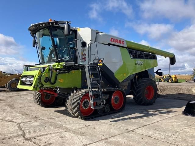 Image of CLAAS Lexion 8800TT equipment image 1