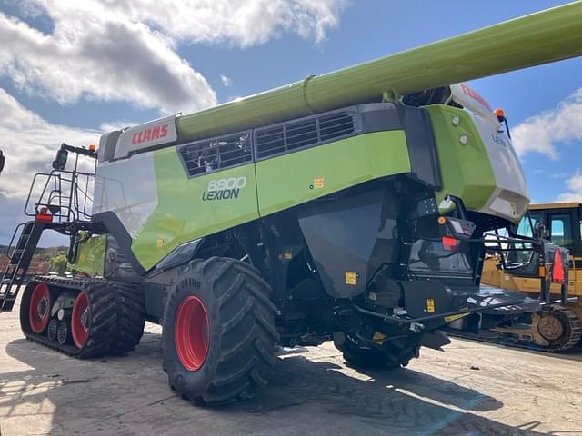 Image of CLAAS Lexion 8800TT equipment image 2