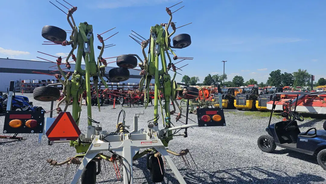 Image of CLAAS Volto 900T Image 1