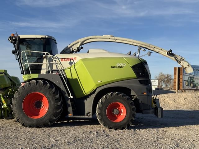 Image of CLAAS Jaguar 970 equipment image 2