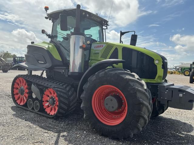 Image of CLAAS Axion 960 equipment image 2