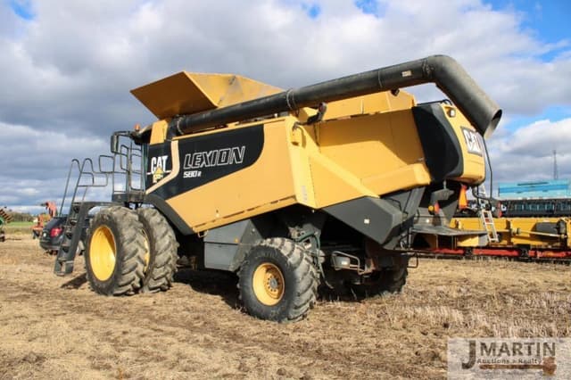 Image of Caterpillar Lexion 580R equipment image 3