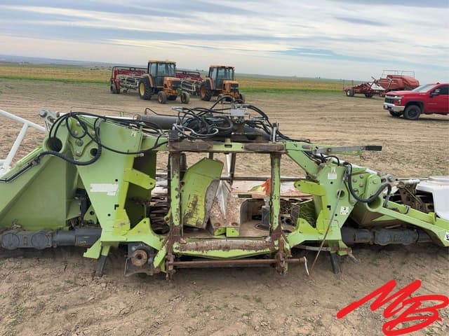 Image of CLAAS Orbis 750 equipment image 3