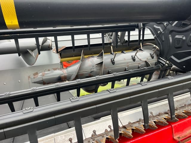 Image of CLAAS 1380 Convio equipment image 4