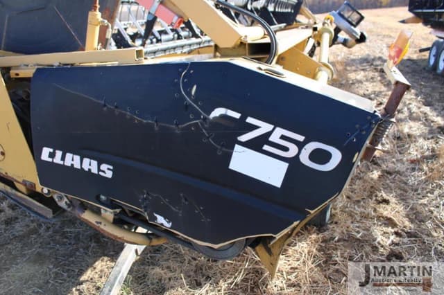 Image of CLAAS F750 equipment image 4