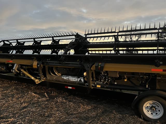 Image of CLAAS Convio Flex 1230 equipment image 1