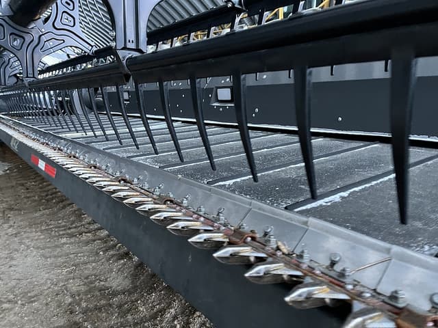 Image of CLAAS 1380 Convio equipment image 4