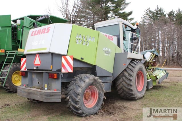 Image of CLAAS Jaguar 8700 equipment image 2
