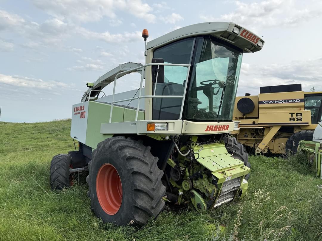Image of CLAAS Jaguar 880 Primary image