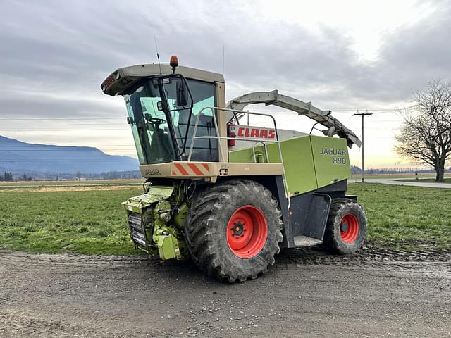 Image of CLAAS Jaguar 890 equipment image 2