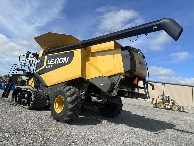 Image of CLAAS Lexion 595R equipment image 4