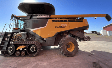 Main image CLAAS LEXION 760