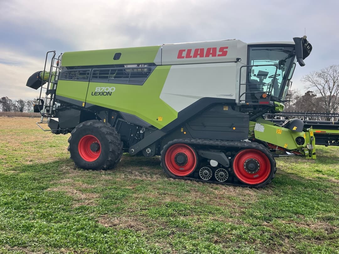 Image of CLAAS Lexion 8700 Primary image