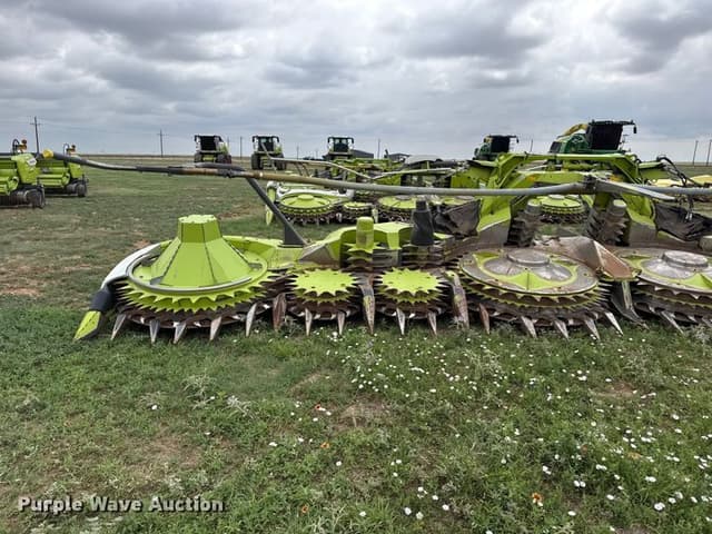 Image of CLAAS Orbis 900 equipment image 2