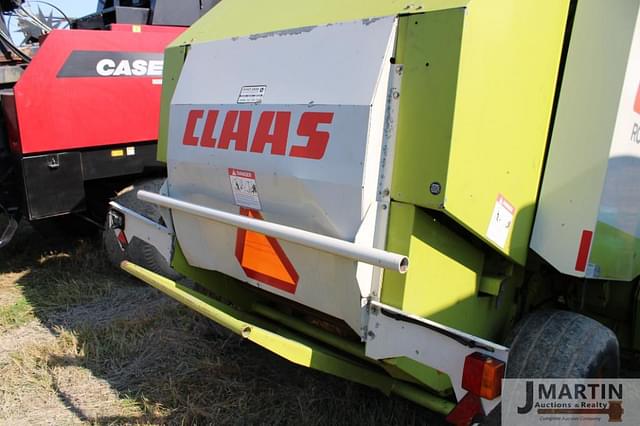 Image of CLAAS Rollant 250 equipment image 4