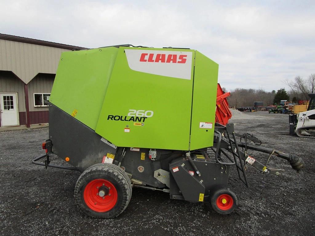 Image of CLAAS Rollant 260 Primary image