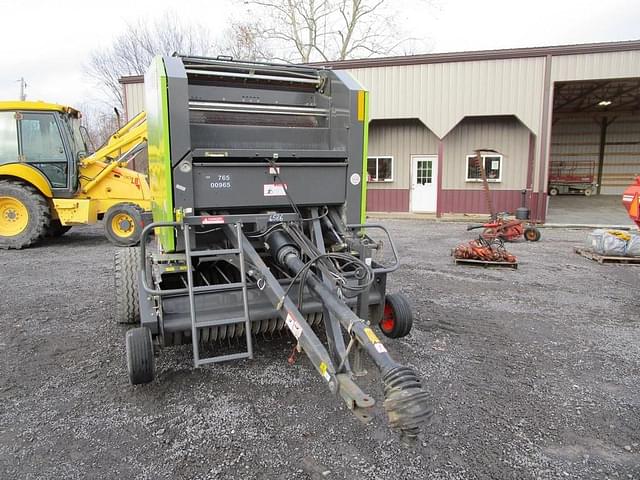 Image of CLAAS Rollant 260 equipment image 1