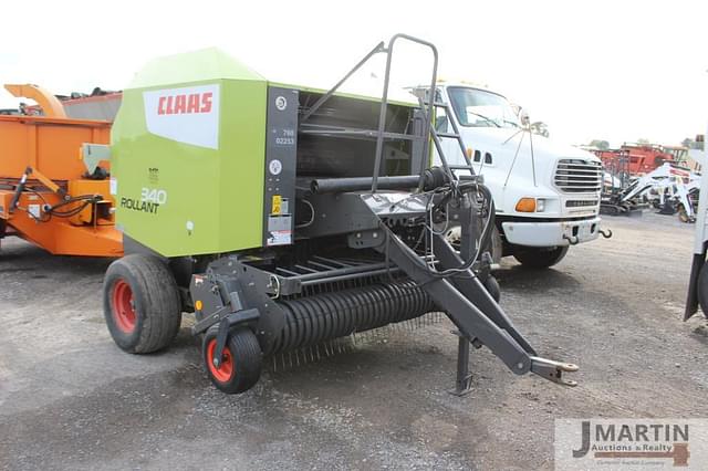 Image of CLAAS Rollant 340 equipment image 1