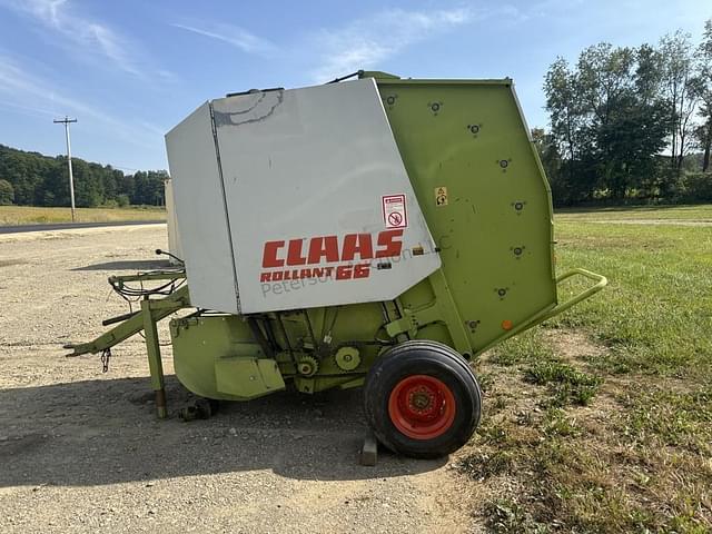 Image of CLAAS Rollant 66 equipment image 1