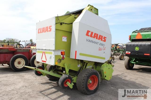 Image of CLAAS Variant 280 Roto Cut equipment image 2