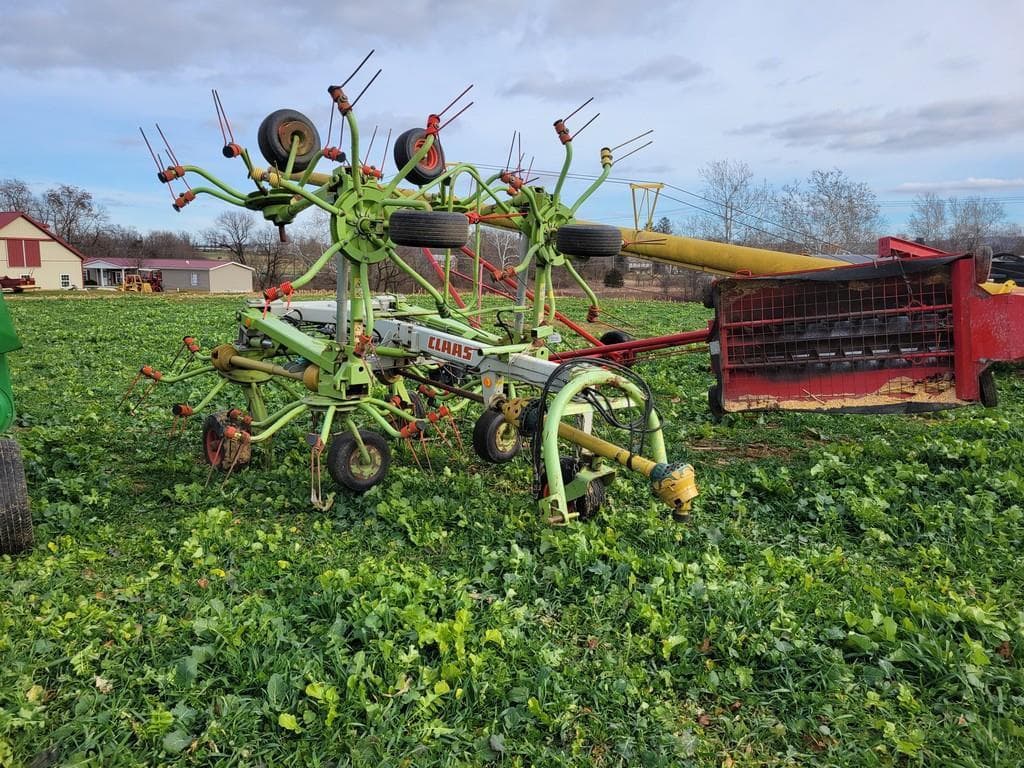 Image of CLAAS VOLTO 1050T Primary image