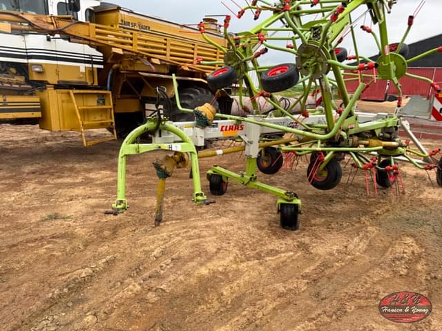Image of CLAAS Volto 1320T equipment image 1