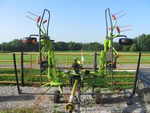 CLAAS Volto 55TH Image
